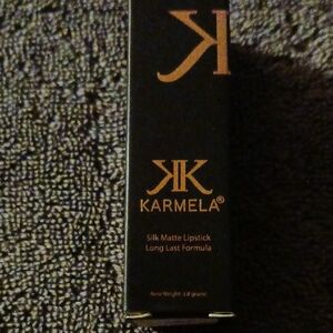Silk Matte Lipstick - Black and Gold